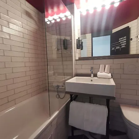 ホテル イビス スタイルズ パリ サン ドニ プレンヌ