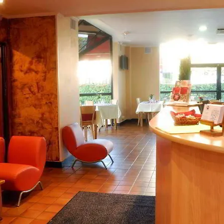 イビス スタイルズ パリ サン ドニ プレンヌ ホテル 3*