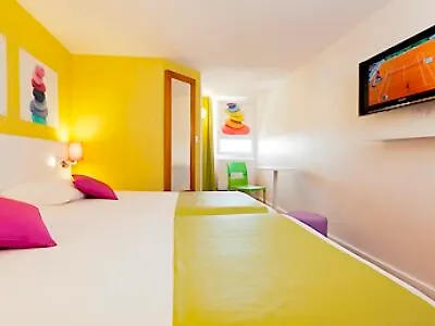 イビス スタイルズ パリ サン ドニ プレンヌ ホテル 3*