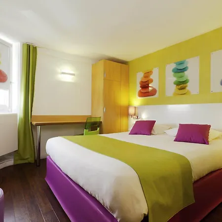 ホテル イビス スタイルズ パリ サン ドニ プレンヌ 3*